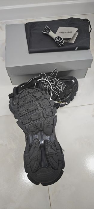 Balenciaga Track  40