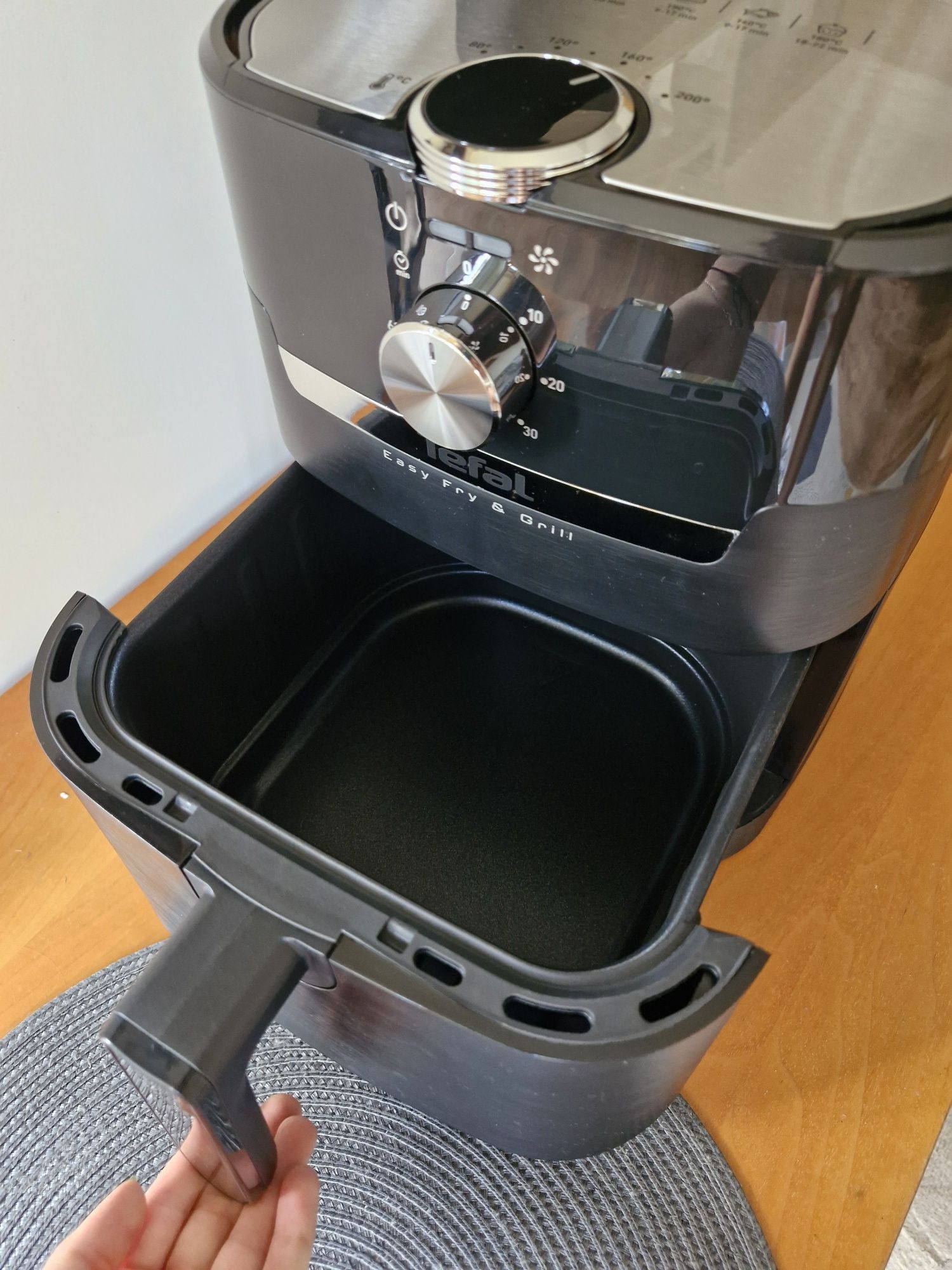 Air fryer Tefal 2 in 1 air fry and grill