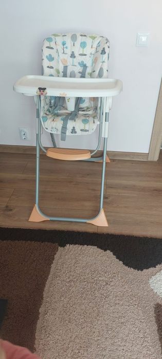 Scaun de mása bebe