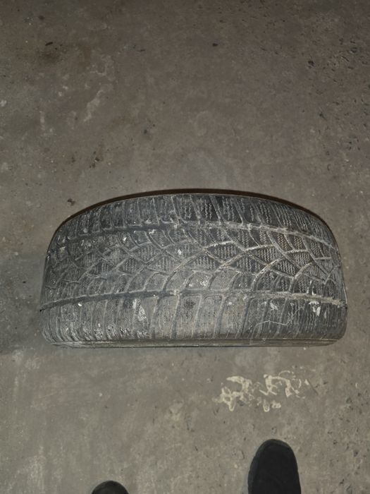 225 60 17 - 3 броя зимни