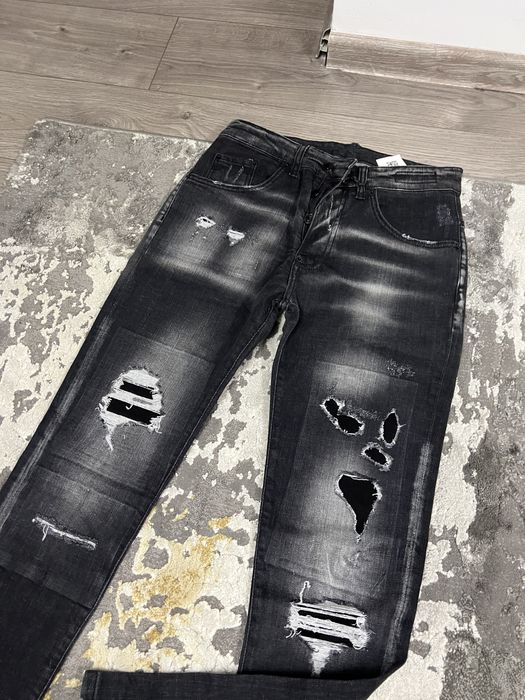 Blugi DSQUARED colectia noua Poze reale 100% Calitate superioara