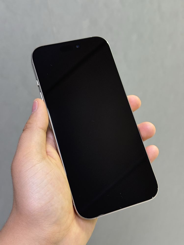 iPhone 16 Pro Max 256 GB 4 цикла АКБ 100 % | Mobile Zone