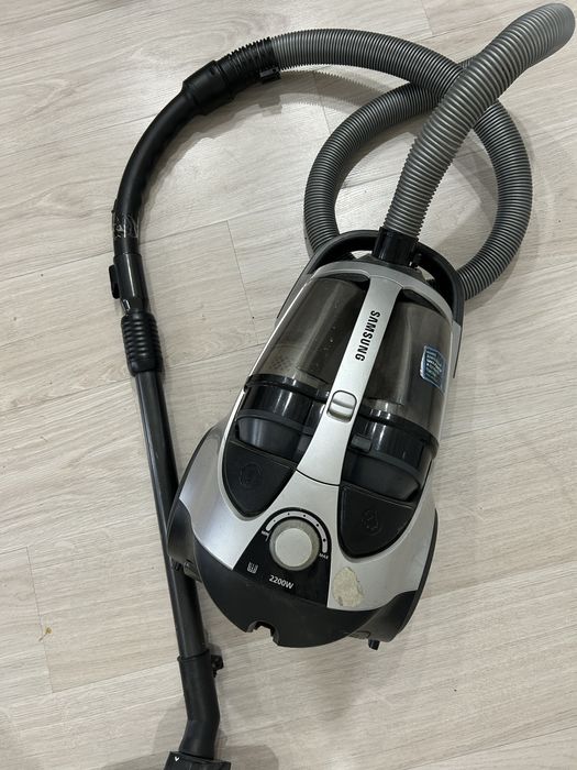 Пылесос самсунг, жап жақсы жұмыс істеп тұр, смске жауап бермеймін