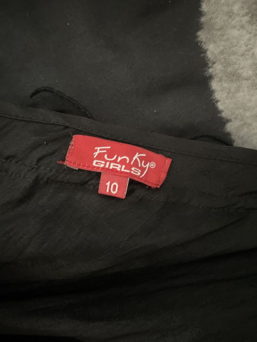 Рокля с едно рамо