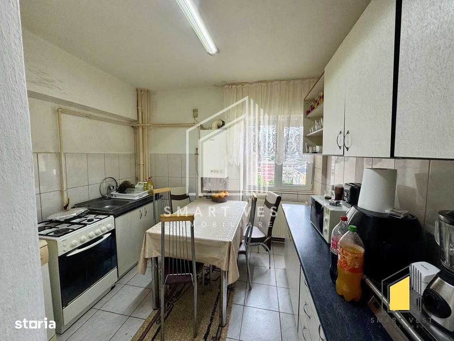 Proprietar oferă spre vânzare   4 camere din BCA  Micro 16