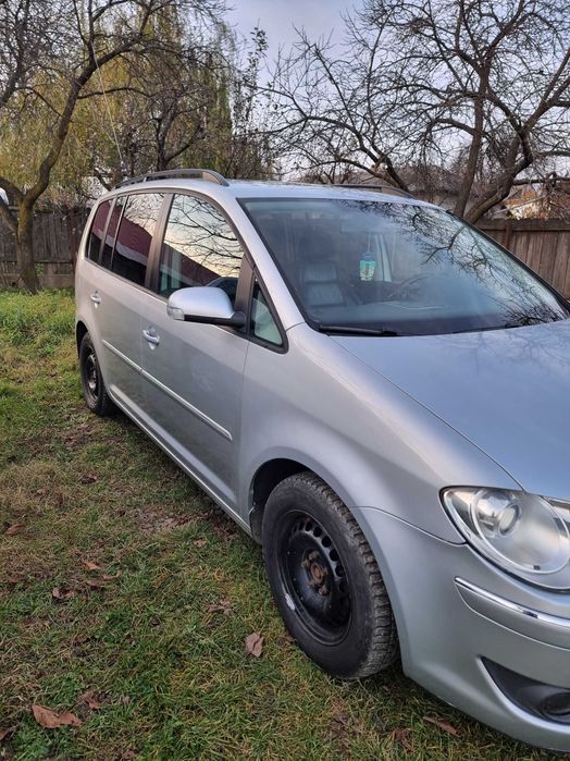 Volkswagen Touran 2008 , 7 locuri