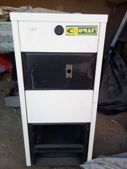 Напольный печь газ и уголь