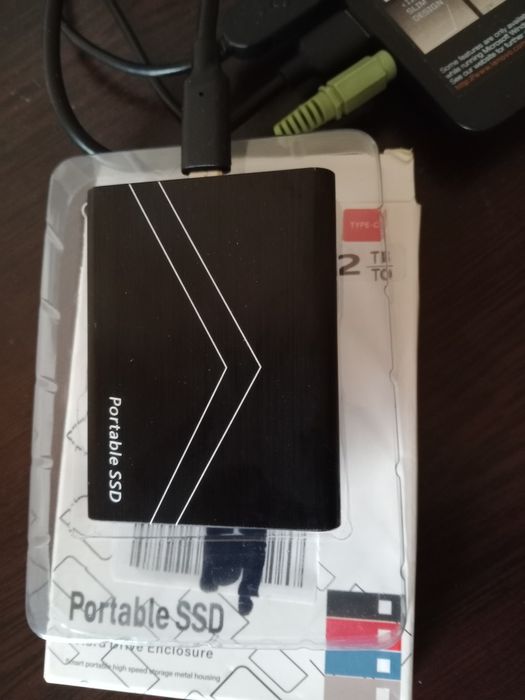 Външен хард диск 2тб
