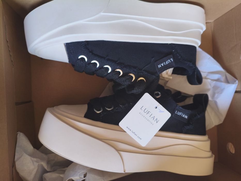 Lufian  сникърси