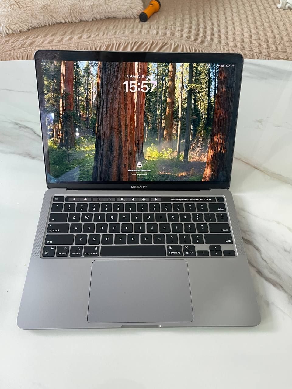Mac book 13 Pro M1 8/256