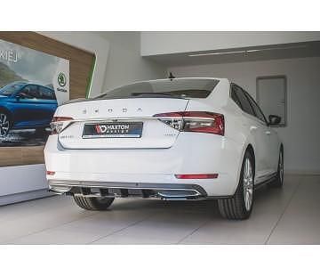 Добавка за задна броня maxton design за skoda superb (2019-)