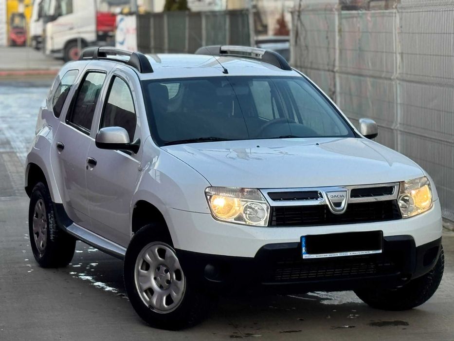 Dacia Duster 2011