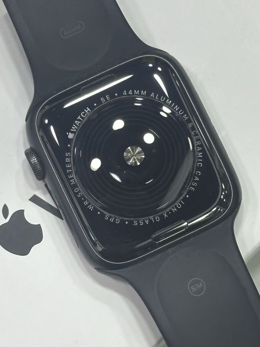 Apple Watch 8 SE icloud