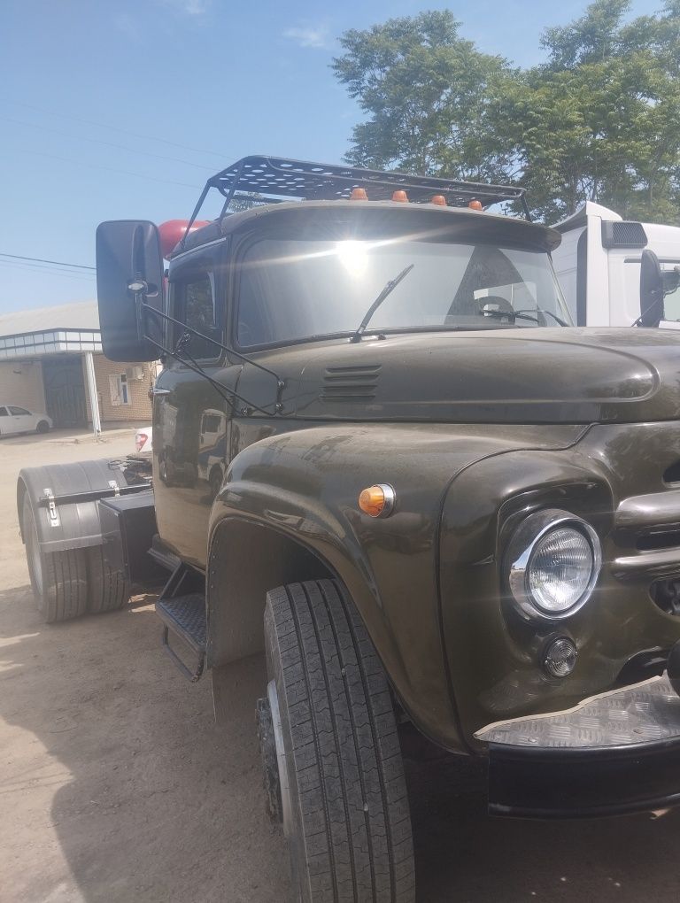 Zil 130 ural mator