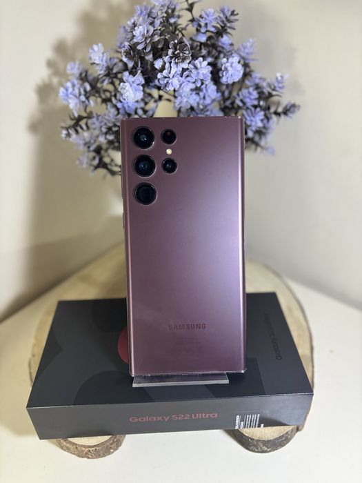 *Добро Състояние* Samsung S22 ULTRA (256GB)
