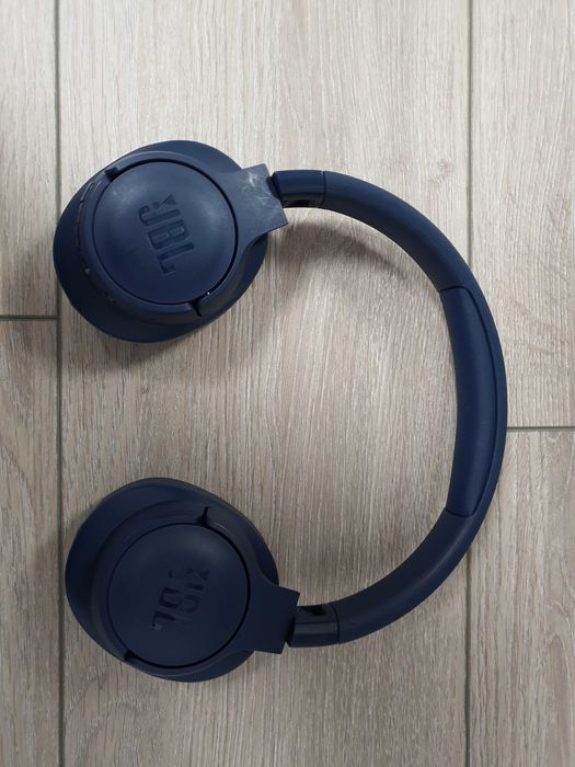 Casti JBL Tune 710BT