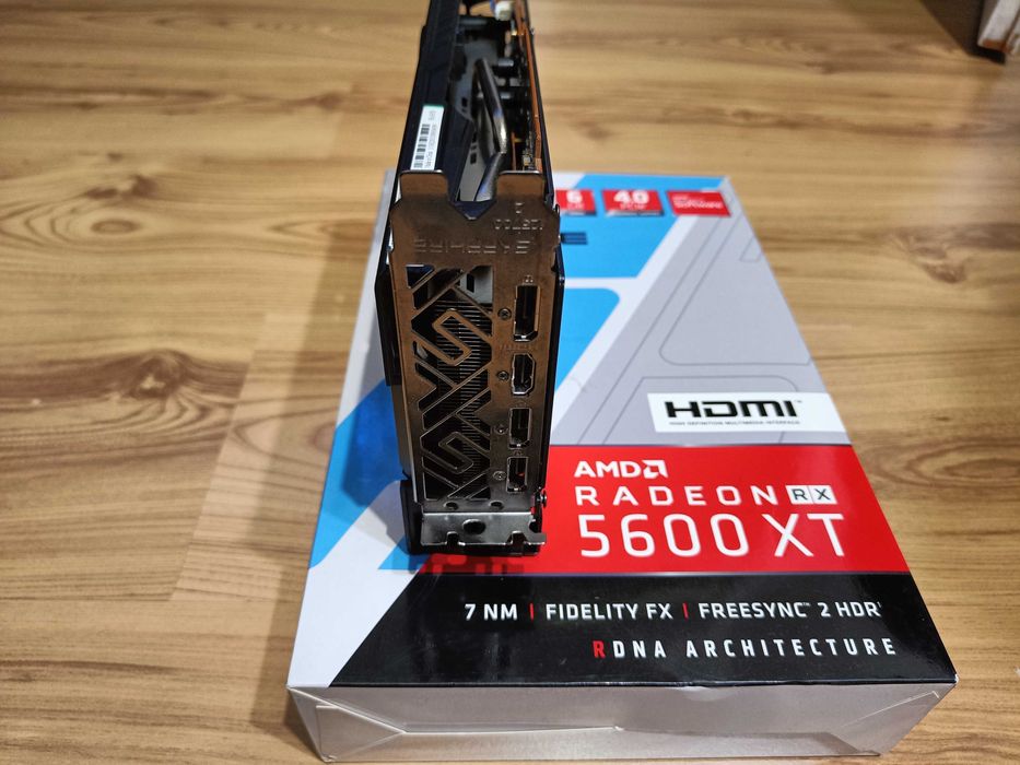 Placa video Sapphire RX 5600XT