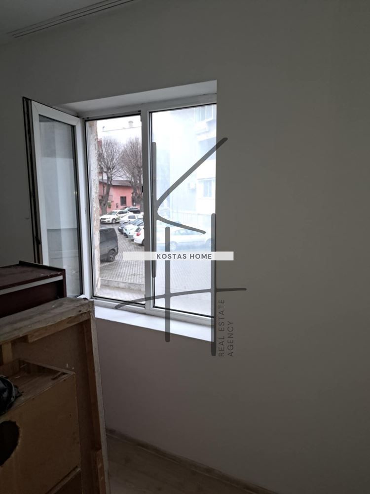 Продава се Двустаен апартамент в Варна, Аспарухово - 45 кв.м за 1843 €/кв.м - Снимка #4