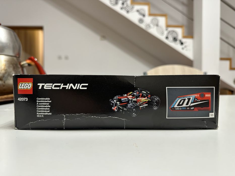Lego Technic 42073 pentru 7-14 de ani