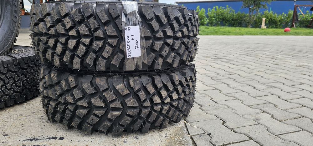235 65 R 17 Off-road M.Ziarelli