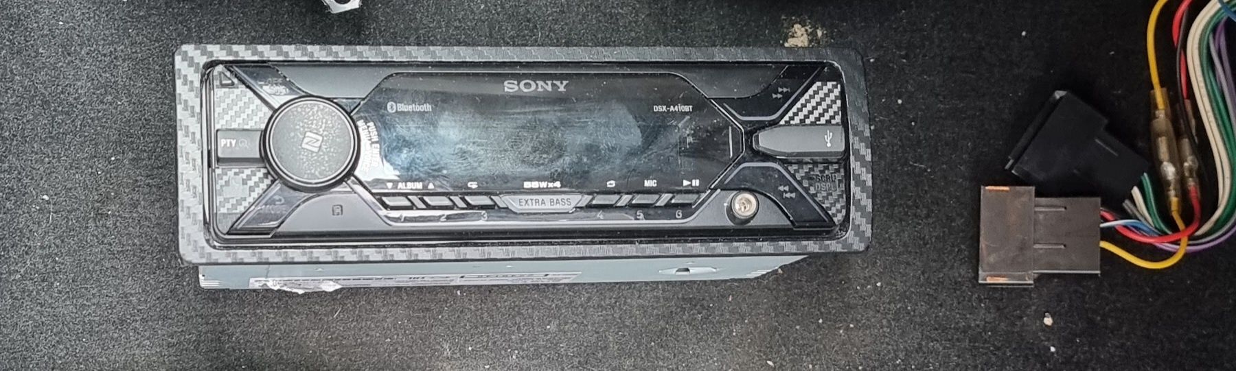 Casetofon auto Sony Bluetooth 4x55w