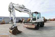 Liebherr A316 Excavator pe pneuri Liebherr A316 Litronic din anul 2001, 20 t