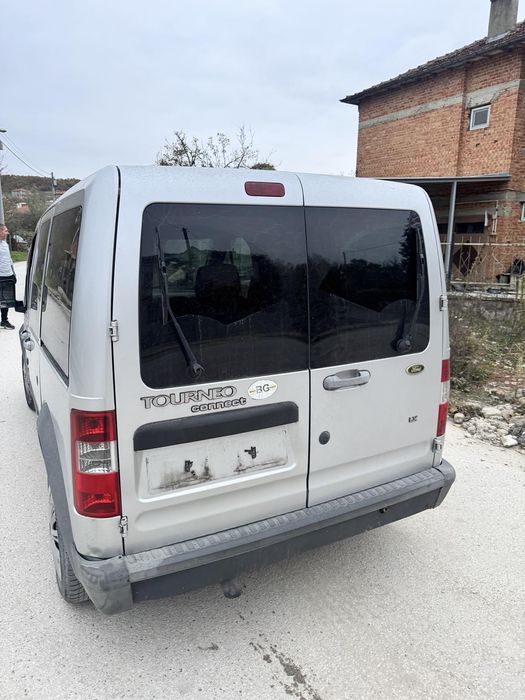 Ford Transit Connect 1.8 TDCi 90 к.с. – На части