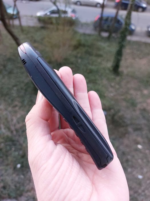Nokia 6210 original an 2001 stare f buna carkit liber in orice retea