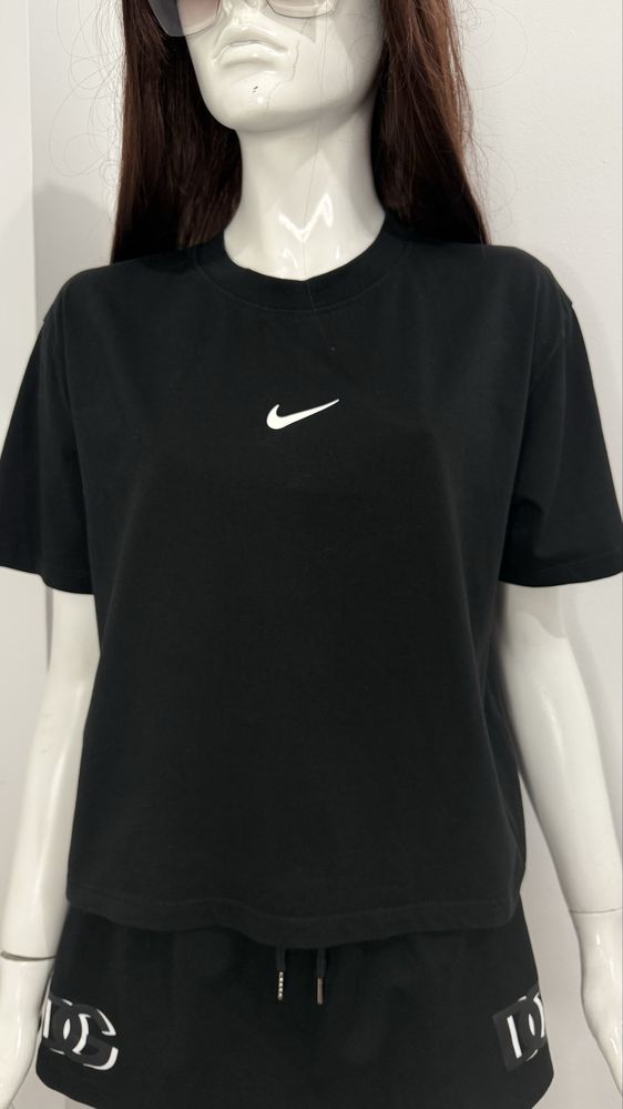 Намалена тениска на Nike