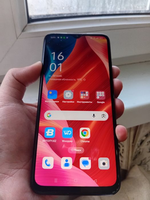 Оппо А17 продам телефон