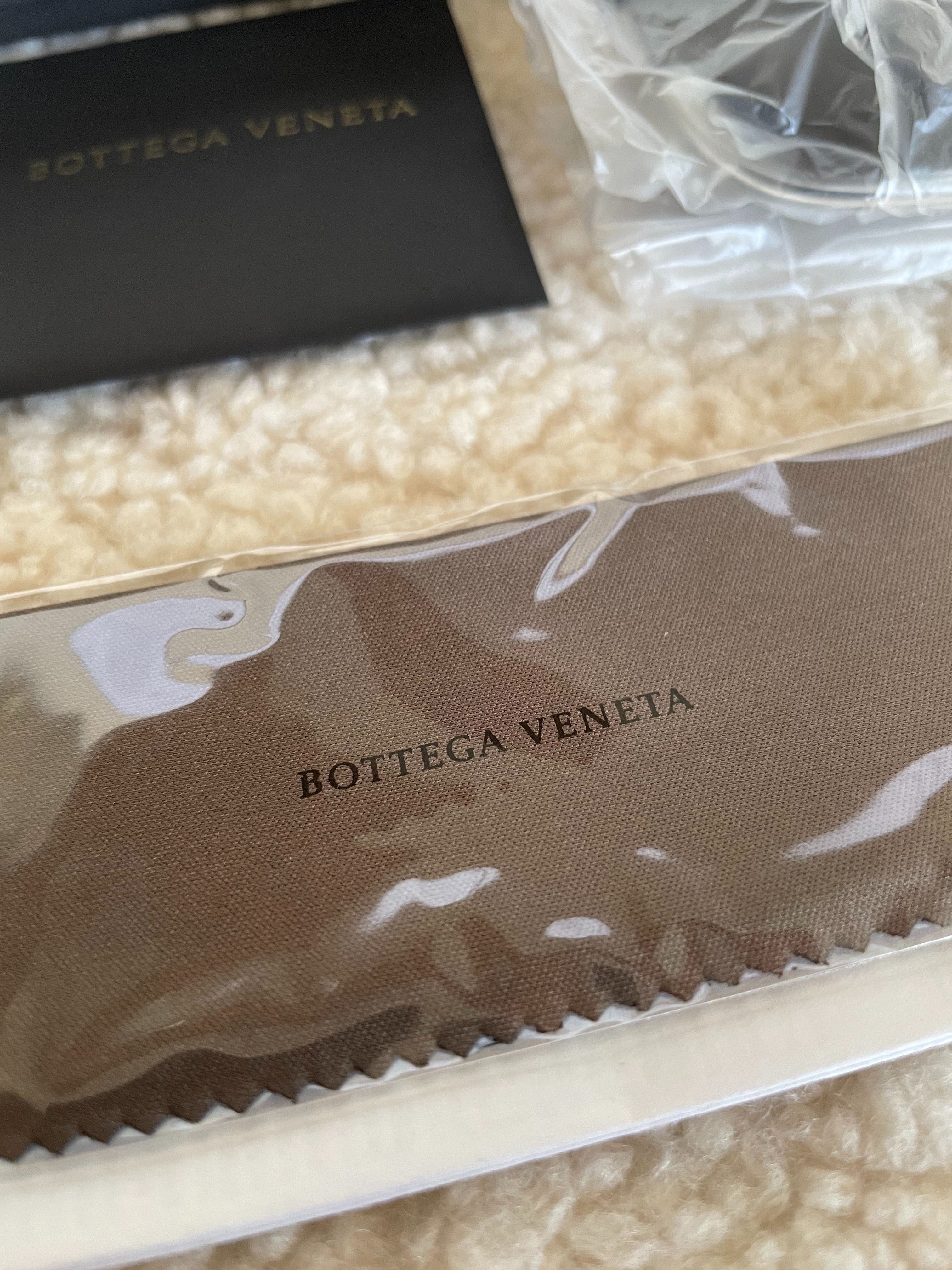 Слънчеви очила Bottega Veneta BV0244S 001