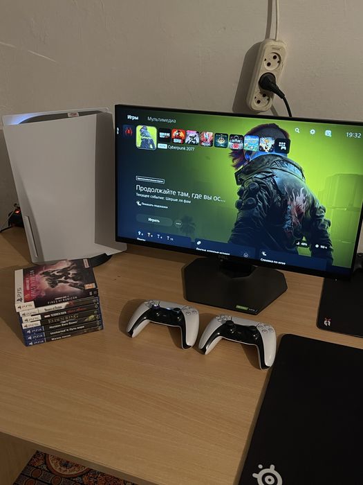 PlayStation 5 2 геймпада, Куча игр