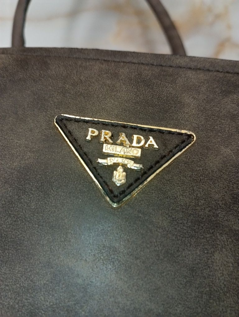 PRADA MILANO 1913 кожена чанта - 750 лв