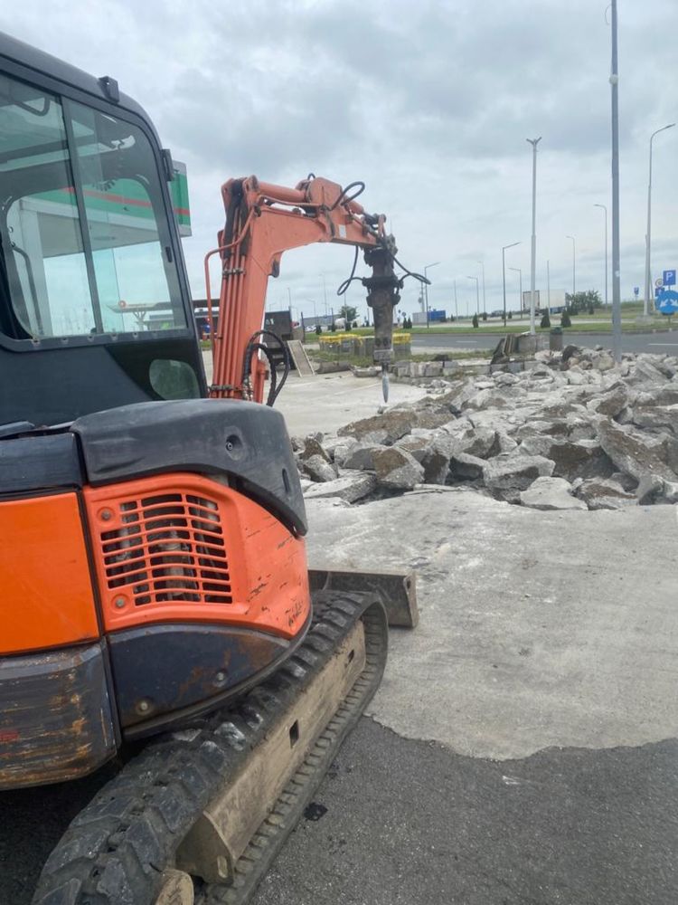 Mini-excavator,bobcat, cilindru, gard,canal,apa,piscine,demolat,