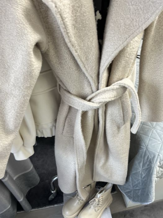 Дамско палто и грейка