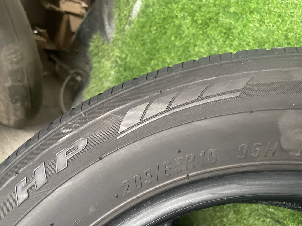 Продам шины 205/65 R16
