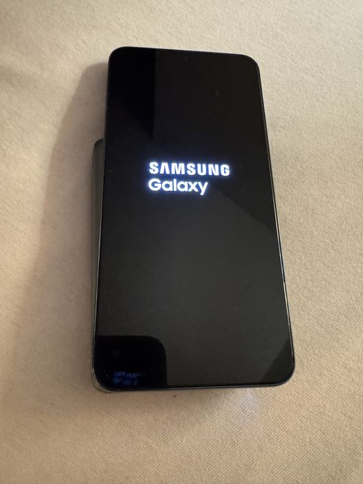 Samsung galaxy s22 128gb