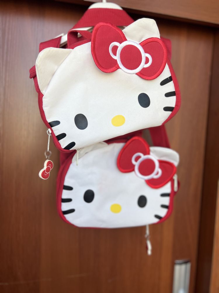 Продам детскую сумочку Hello Kitty