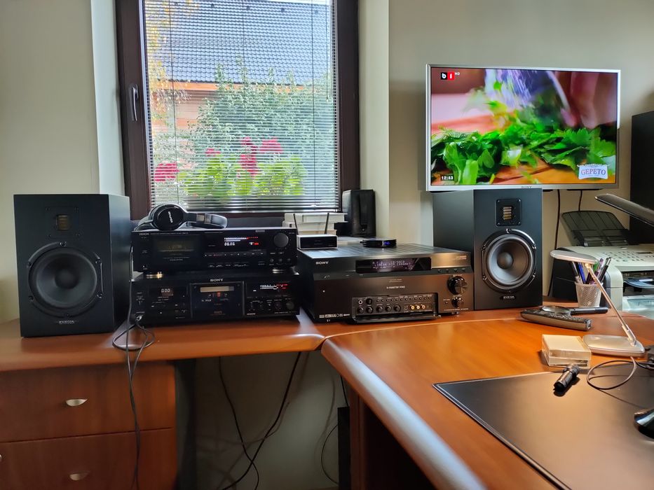 Benzi și casete audio.Calitate HI RES AUDIO.