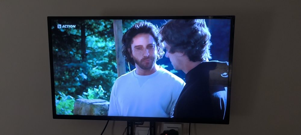 Продавам 32 инча телевизор Филипс