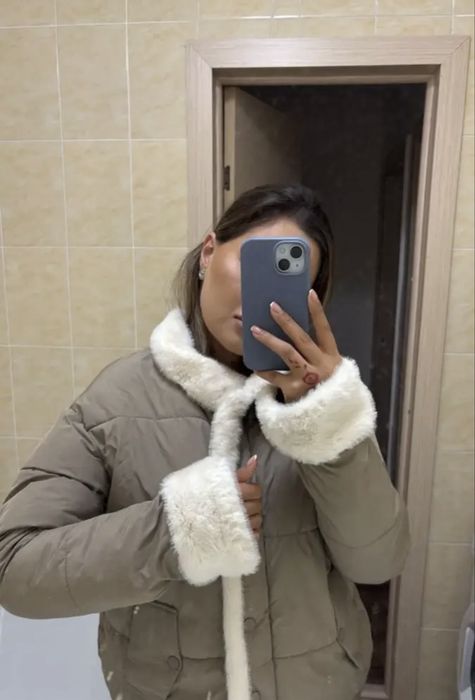 Продам женскую куртку