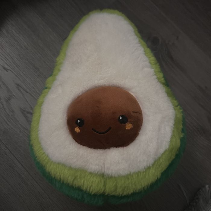 Плюшевая игрушка авокадо