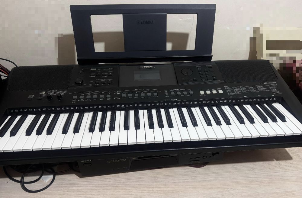 Музыкальный аппаратура. Комплект.