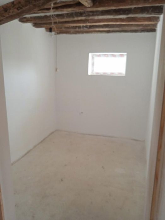 Двуетажна Къща след ремонт в с. Извор