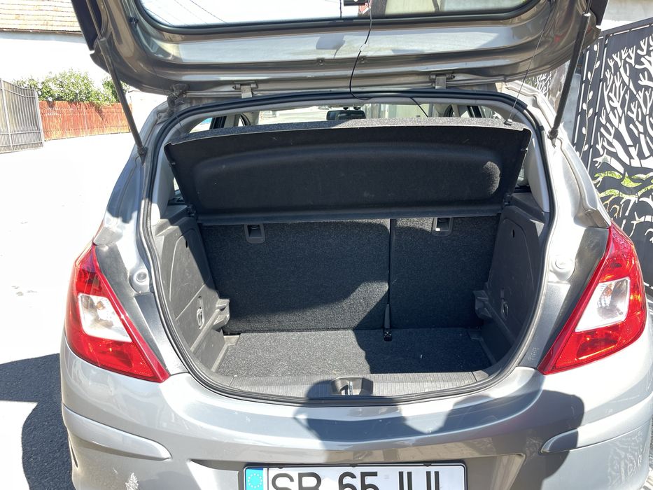 Vand opel corsa
