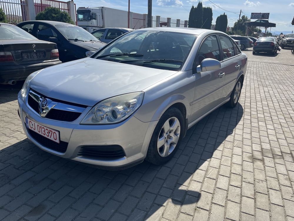 Piese Opel Vectra 1,9 d  bara capota far jante