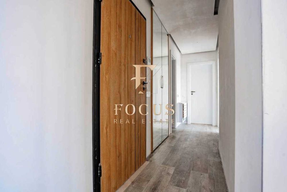 Продава се Тристаен апартамент в Пловдив, Младежки Хълм - 187 кв.м за 1800 €/кв.м - Снимка #7