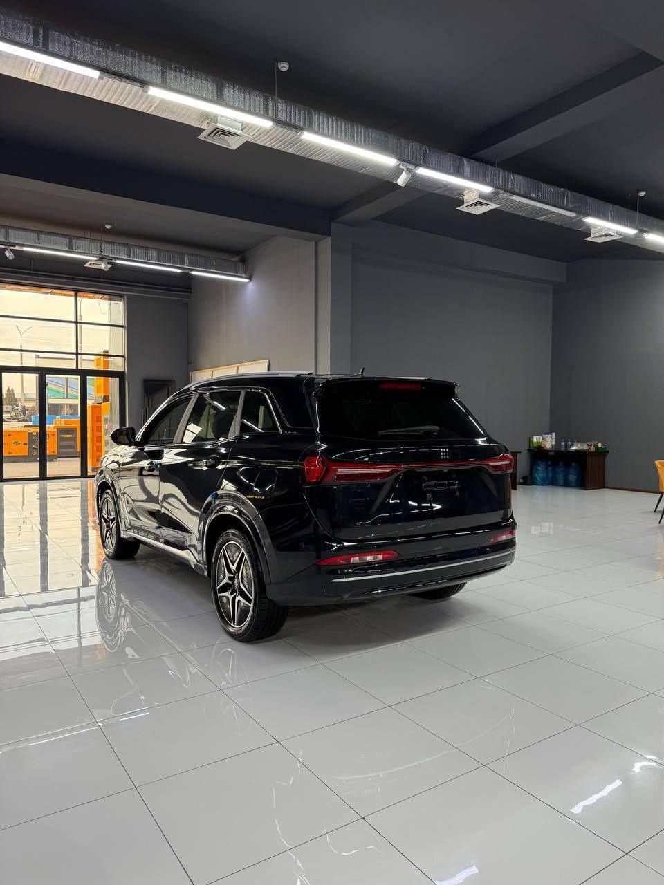 Dongfeng Fengon e5 EVR avtokredit bor