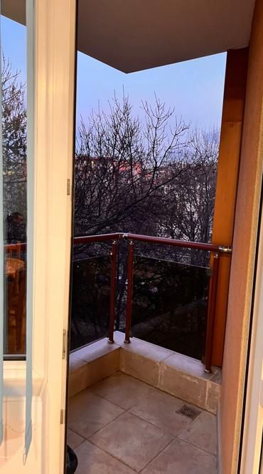 Дава се под наем Двустаен апартамент в София, Красно село - 60 кв.м за 475 € - Снимка #3