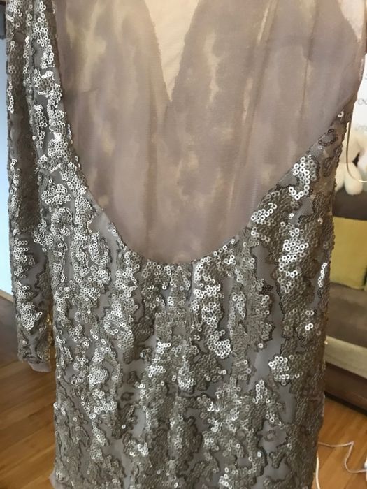 Rochie glam, Nissa, mini, nude cu paiete aurii si umar gol, chic, noua